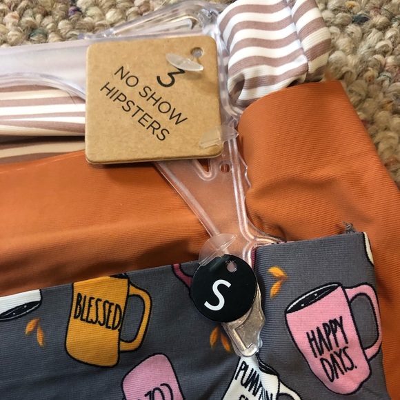 π Rae Dunn THANKFUL Hipster Panties 3 Pack - Picture 3 of 12